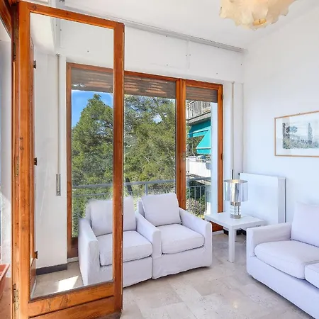 Gorgeous Apartment In Chiavari With Wifi דירה *