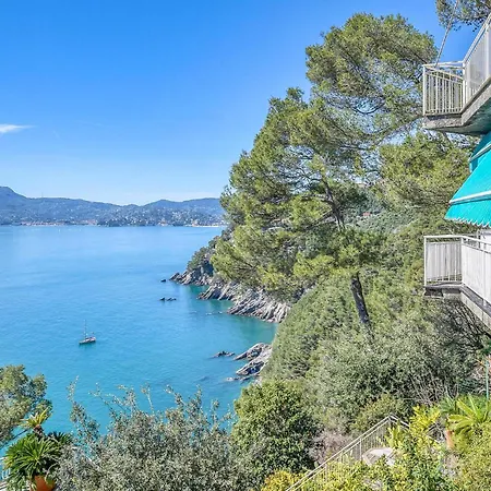 Cozy Apartment In Chiavari With Wifi