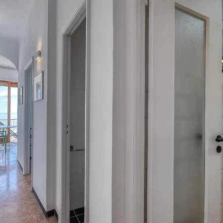 Gorgeous Apartment In Chiavari With Wifi